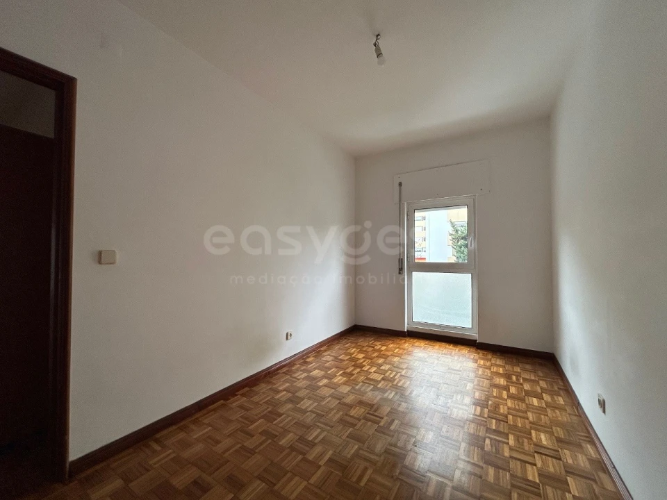 Apartamento T3 para Venda em Carnide Foto 18