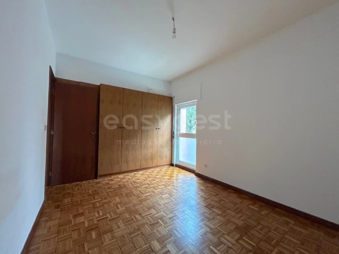 Apartamento T3 para Venda em Carnide Foto 13