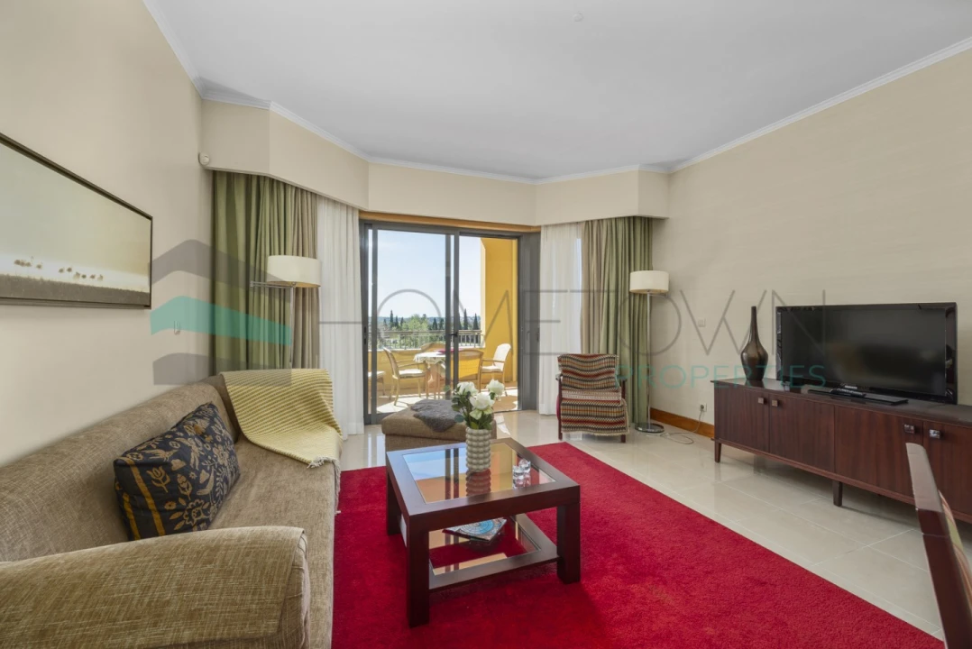 Apartamento T2 para Venda em Quarteira Foto 4