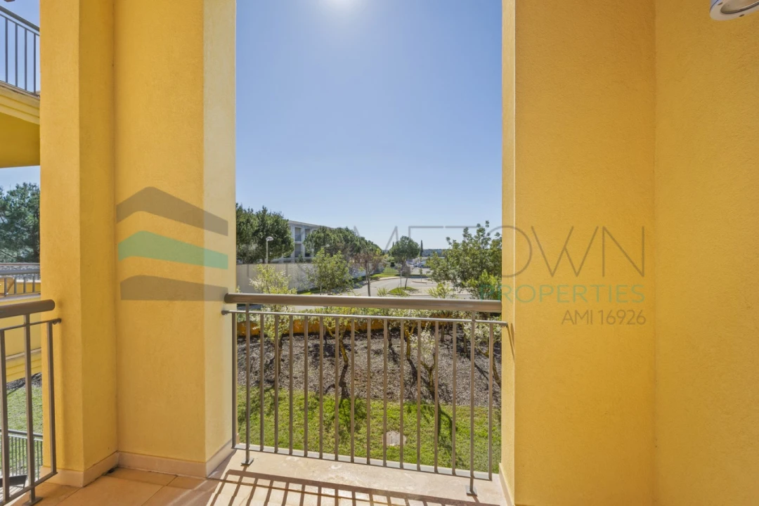 Apartamento T2 para Venda em Quarteira Foto 15