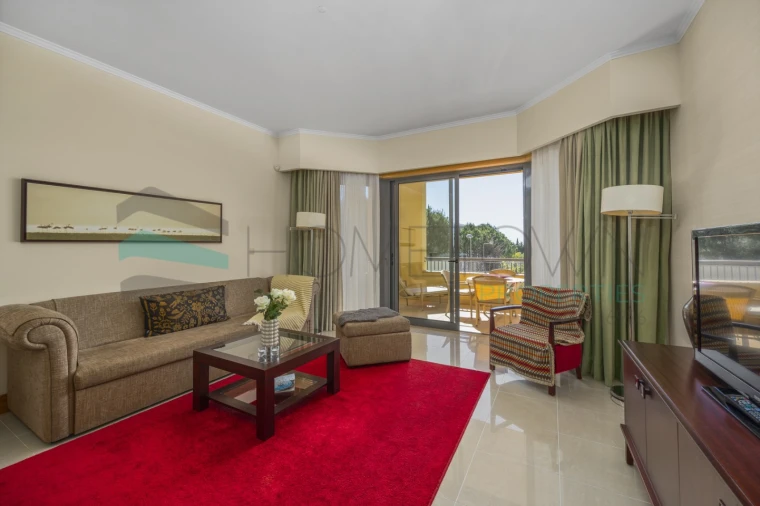 Apartamento T2 para Venda em Quarteira Foto 3