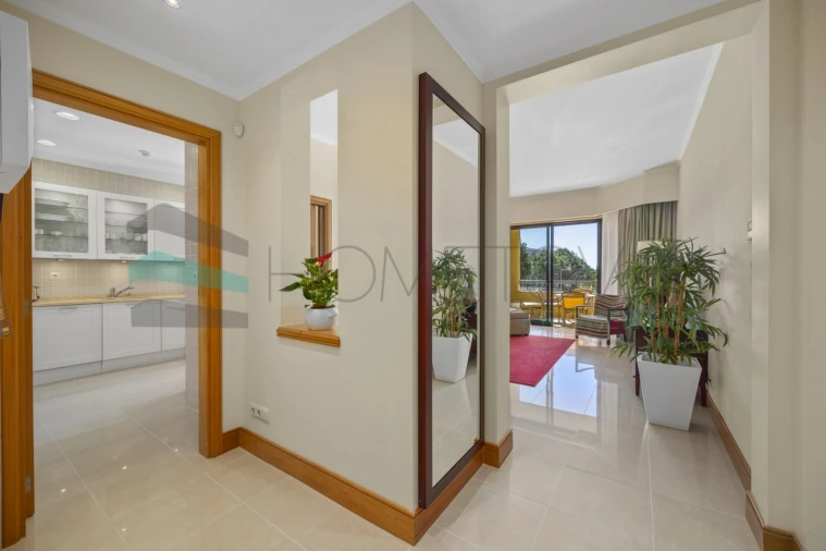 Apartamento T2 para Venda em Quarteira Foto 6