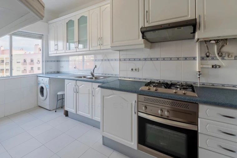 Apartamento T4 para Venda em União das Freguesias de Setúbal Foto 8