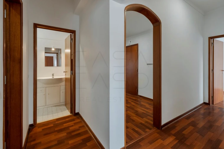 Apartamento T4 para Venda em União das Freguesias de Setúbal Foto 11