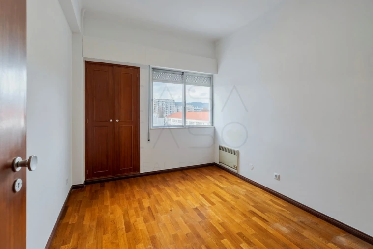 Apartamento T4 para Venda em União das Freguesias de Setúbal Foto 16