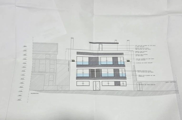 Apartamento T3 para Venda em Alfeizerão Planta 9