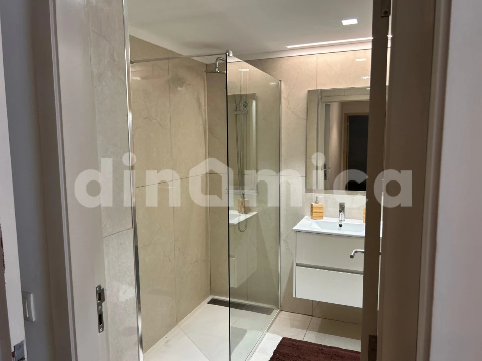 Apartamento T2 para Venda em Vila Nova de Famalicão e Calendário Foto 22