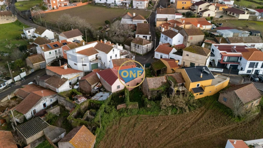 Moradia T2 para Venda em Santo Quintino Foto 20