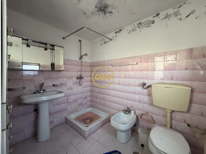 Moradia T2 para Venda em Santo Quintino Foto 17