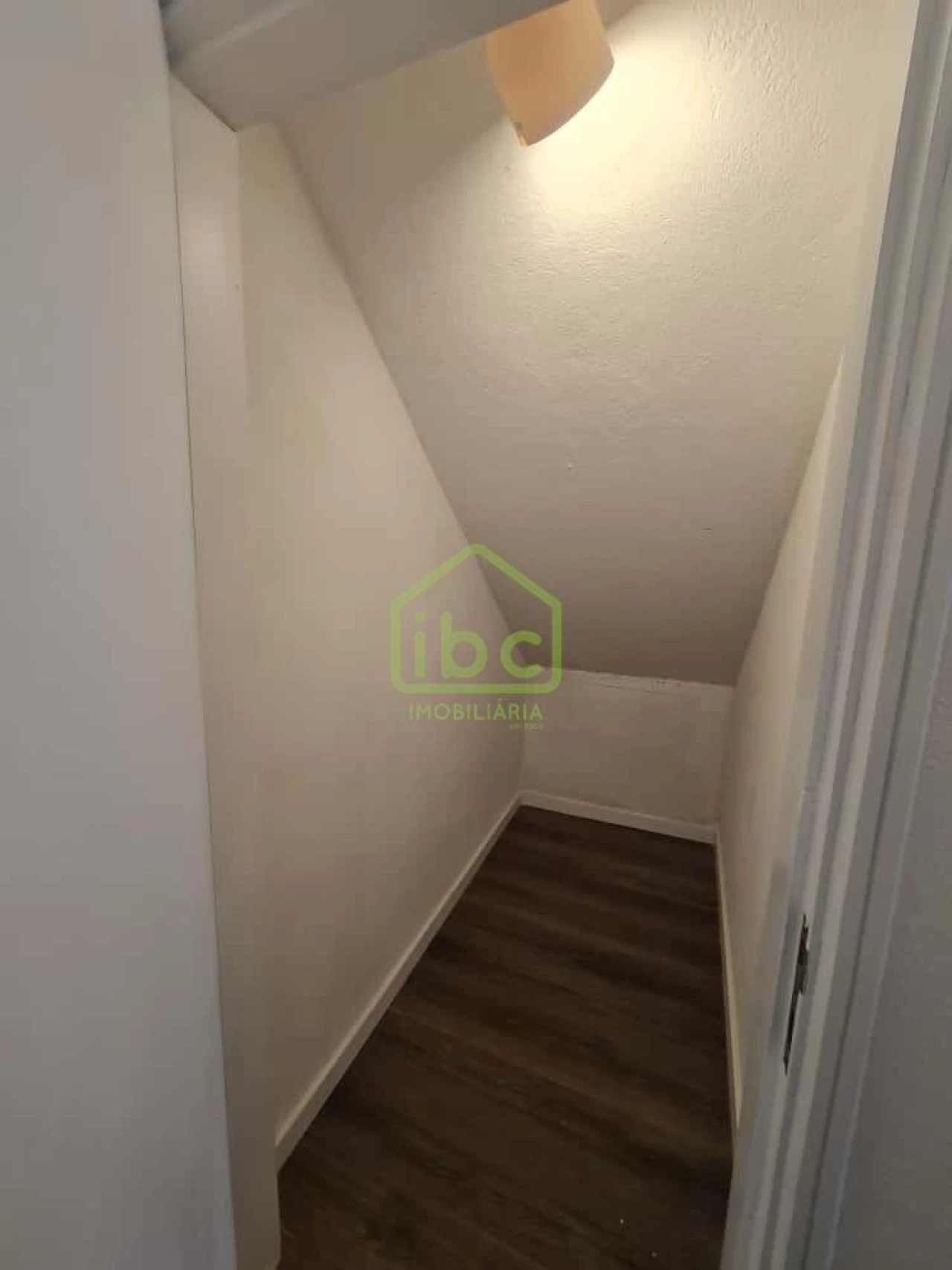 Moradia T5 para Venda em Azurara Foto 9