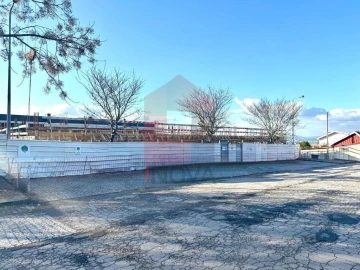 Apartamento T2 para Venda em Braga (Maximinos, Sé e Cividade)