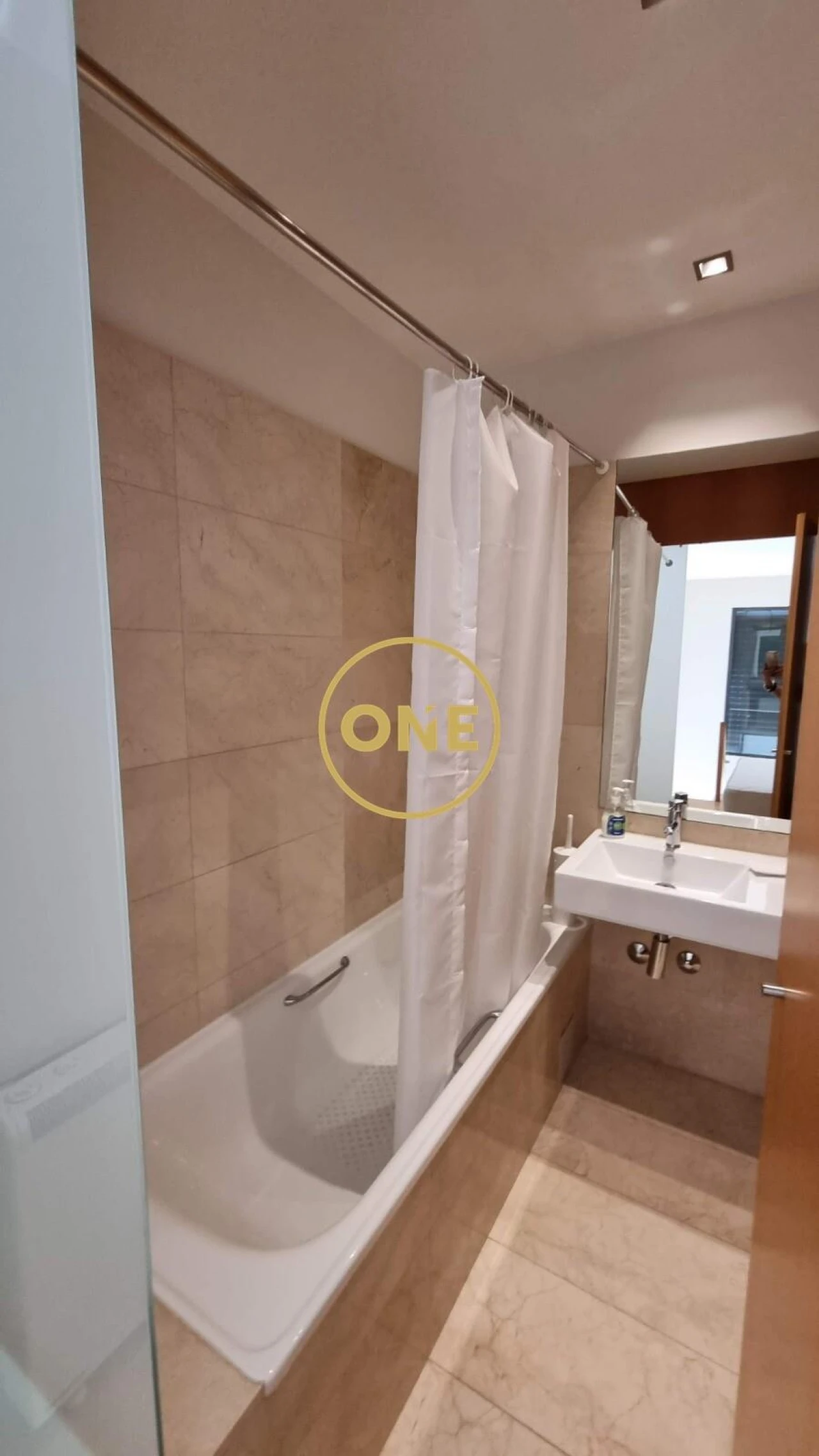 Apartamento T1 para Arrendamento em São Mamede de Infesta e Senhora da Hora Foto 4