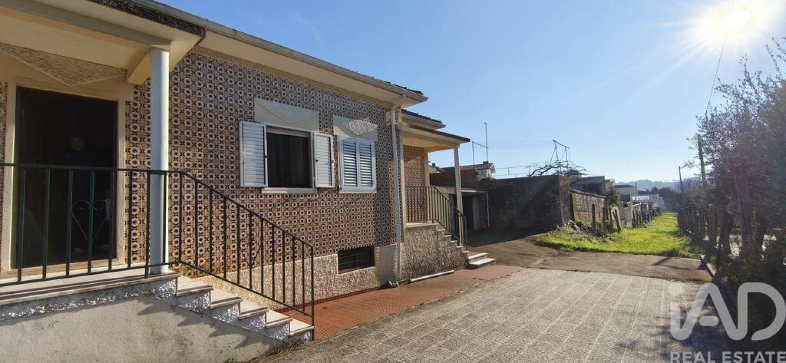 Moradia T4 para Venda em Sandim, Olival, Lever e Crestuma Foto 5