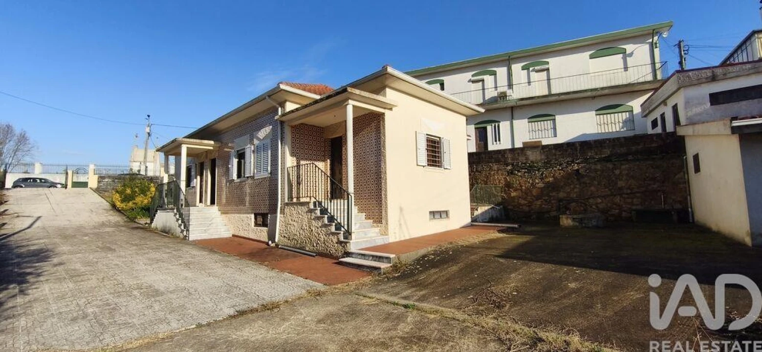 Moradia T4 para Venda em Sandim, Olival, Lever e Crestuma Foto 7