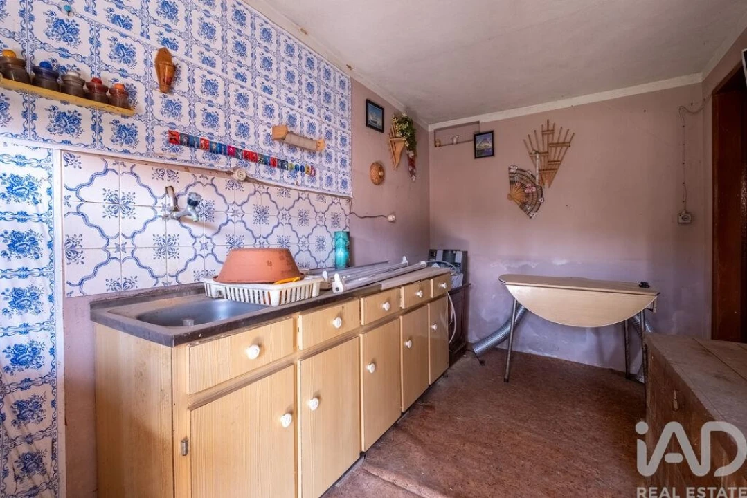 Moradia T5 para Venda em Trezoi Foto 29