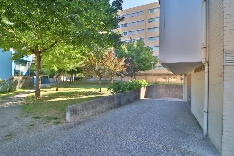 Apartamento T3 para Arrendamento em São Vicente (Braga) Foto 31