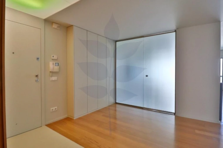 Apartamento T3 para Arrendamento em São Vicente (Braga) Foto 8