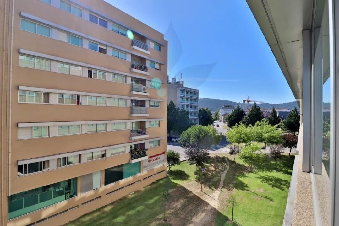 Apartamento T3 para Arrendamento em São Vicente (Braga) Foto 17