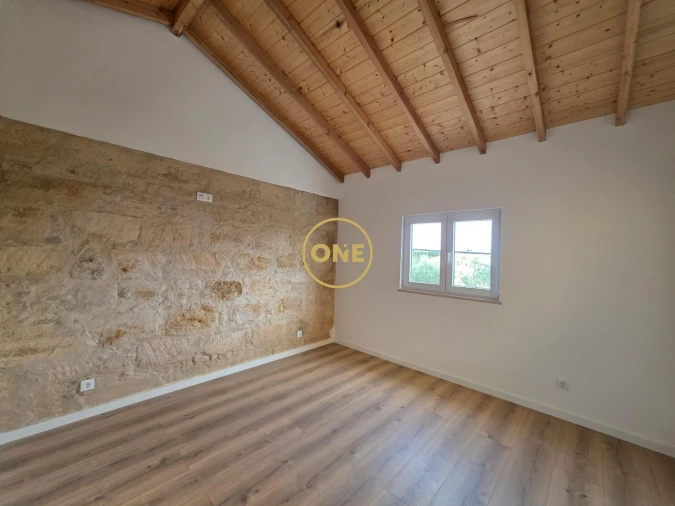 Moradia T2 para Venda em Arneiro das Milhariças Foto 27