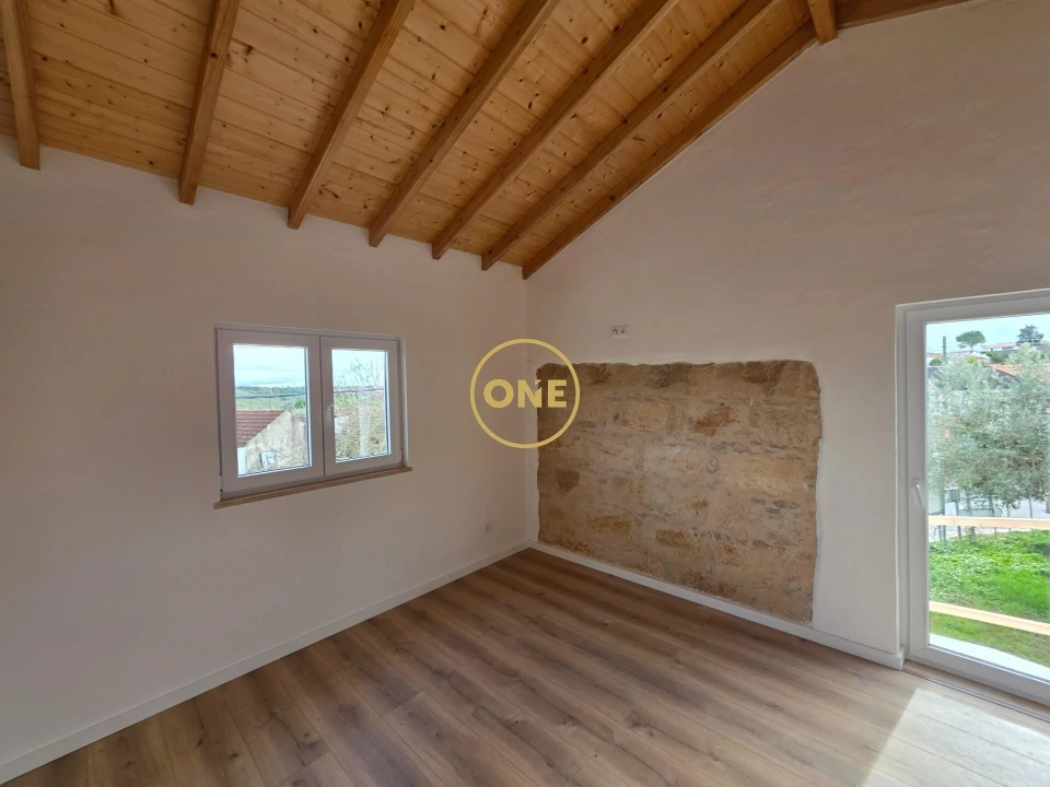 Moradia T2 para Venda em Arneiro das Milhariças Foto 20