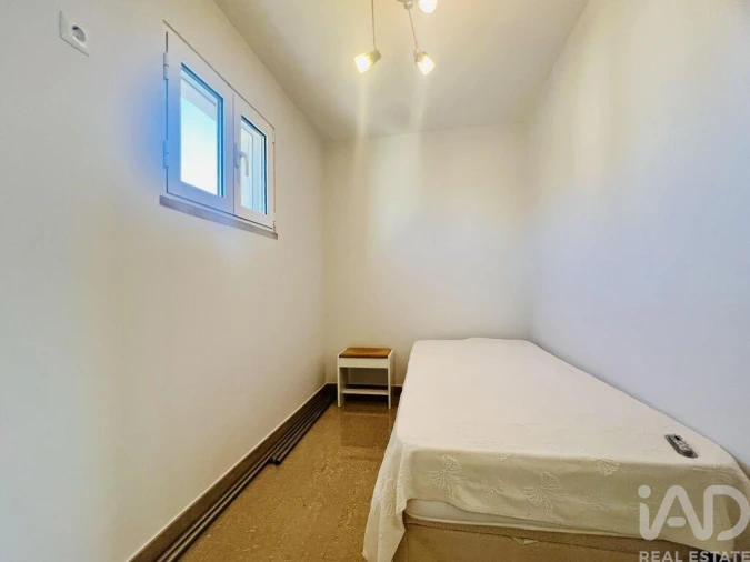 Apartamento T2 para Venda em Quarteira Foto 7