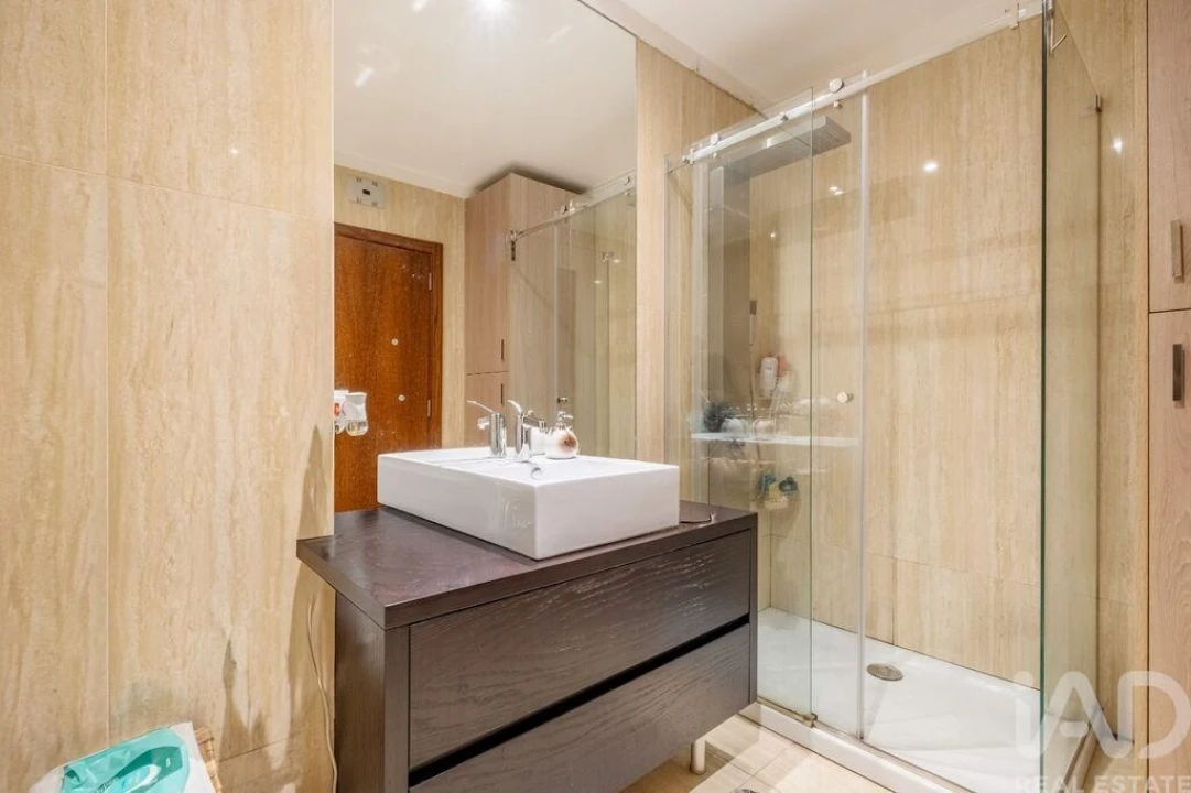 Apartamento T4 para Venda em Cidade da Maia Foto 26