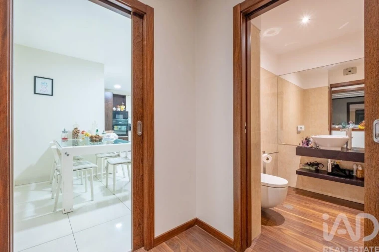 Apartamento T4 para Venda em Cidade da Maia Foto 28