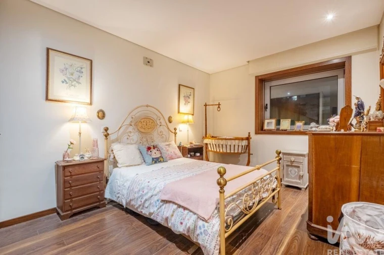 Apartamento T4 para Venda em Cidade da Maia Foto 17