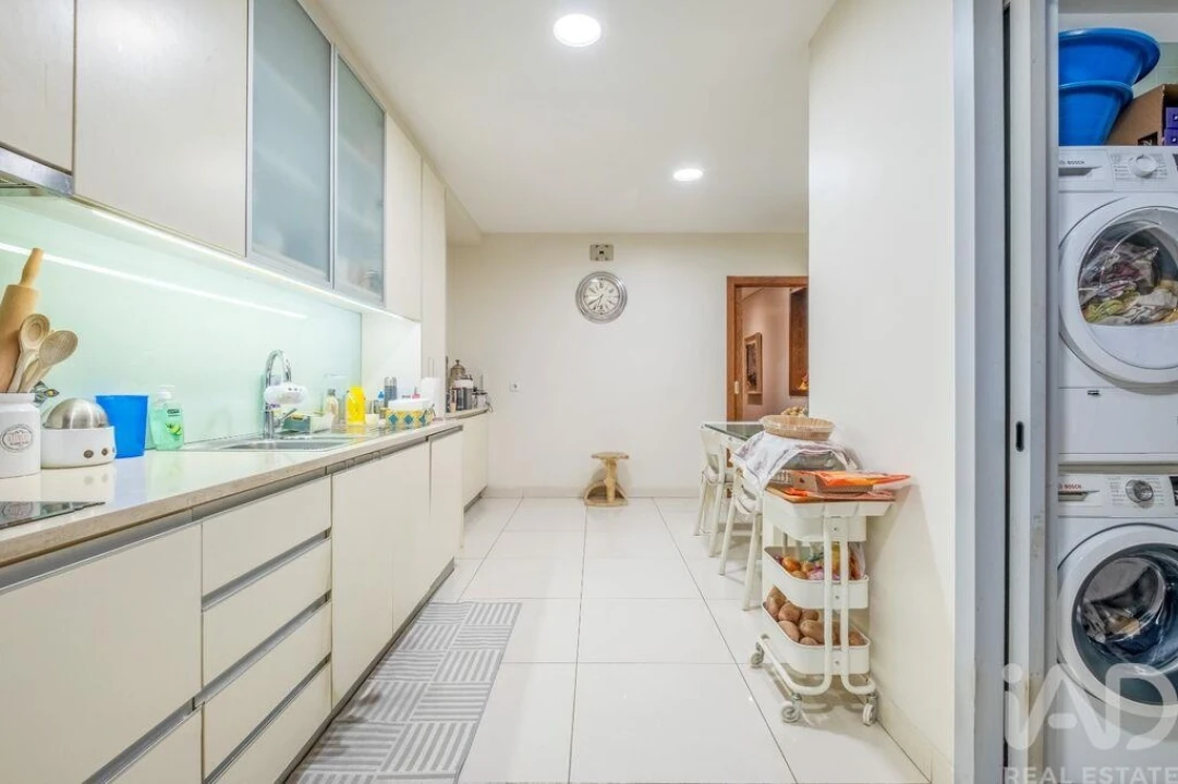 Apartamento T4 para Venda em Cidade da Maia Foto 31