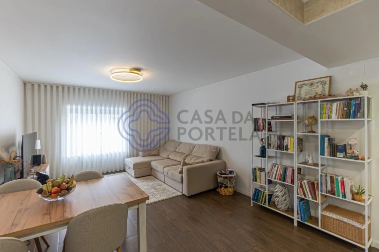 Apartamento T2 para Venda em Fânzeres e São Pedro da Cova Foto 9