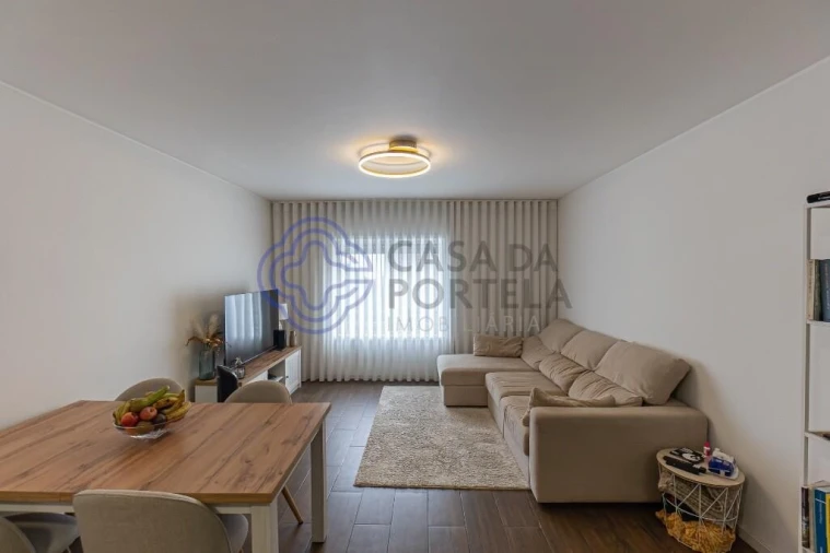 Apartamento T2 para Venda em Fânzeres e São Pedro da Cova Foto 10