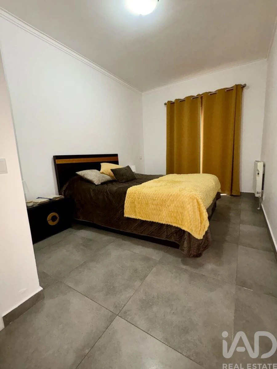 Apartamento T2 para Venda em Quarteira Foto 2