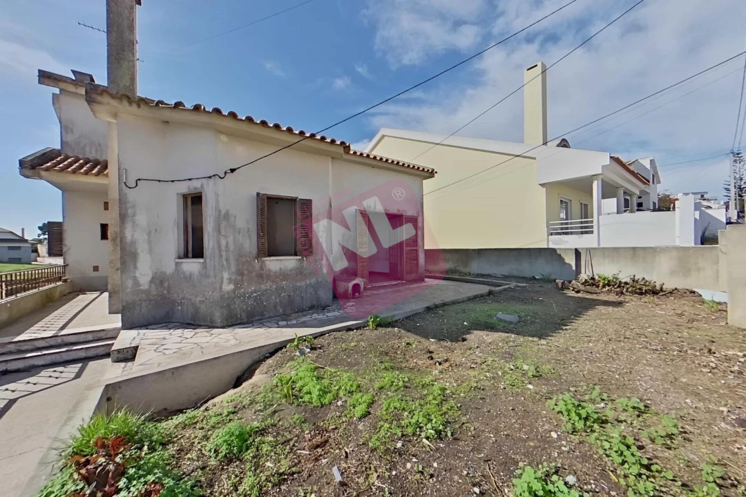 Moradia T2 para Venda em Charneca de Caparica e Sobreda Foto 5