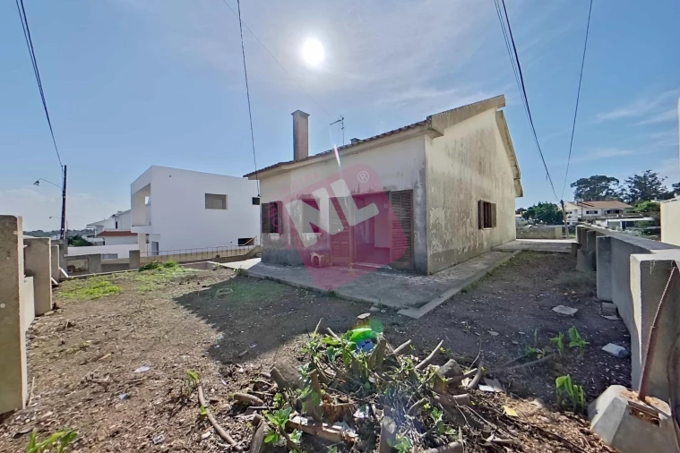 Moradia T2 para Venda em Charneca de Caparica e Sobreda Foto 7