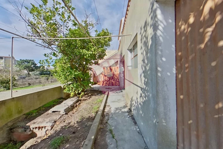 Moradia T2 para Venda em Charneca de Caparica e Sobreda Foto 19