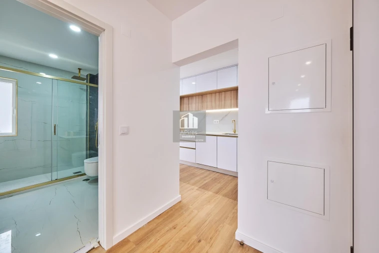 Apartamento T2 para Venda em Costa da Caparica Foto 14