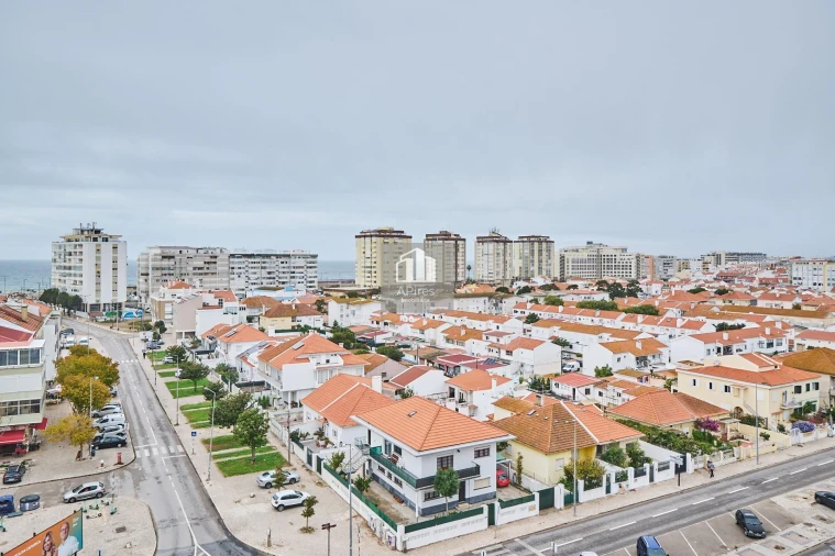 Apartamento T2 para Venda em Costa da Caparica Foto 25