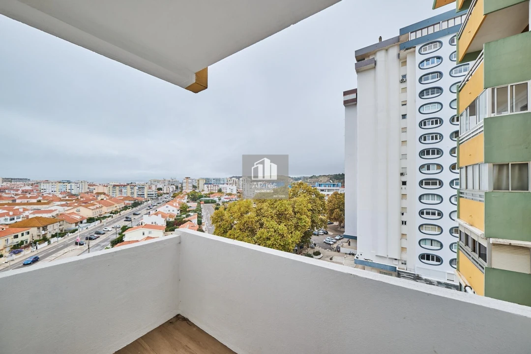 Apartamento T2 para Venda em Costa da Caparica Foto 20