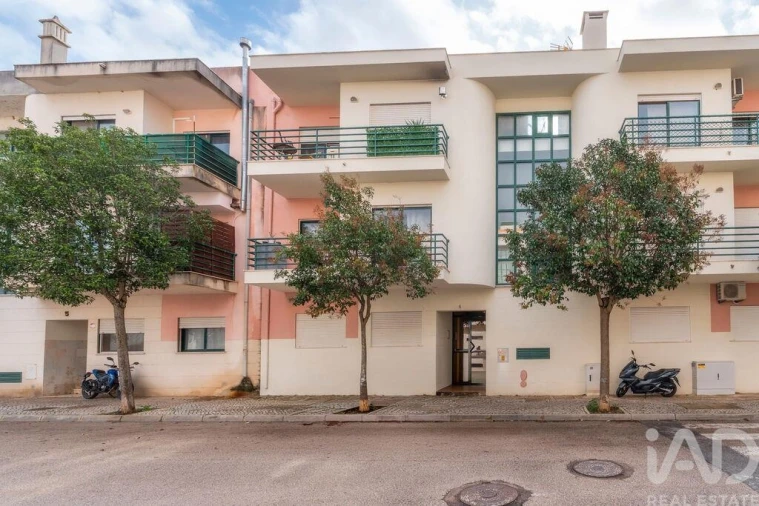 Apartamento T2 para Venda em Montenegro Foto 32