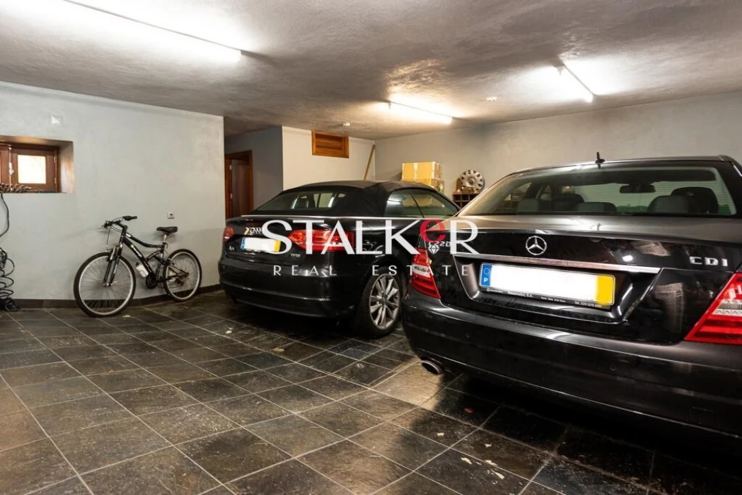 Moradia T4 para Venda em Espinho Foto 31