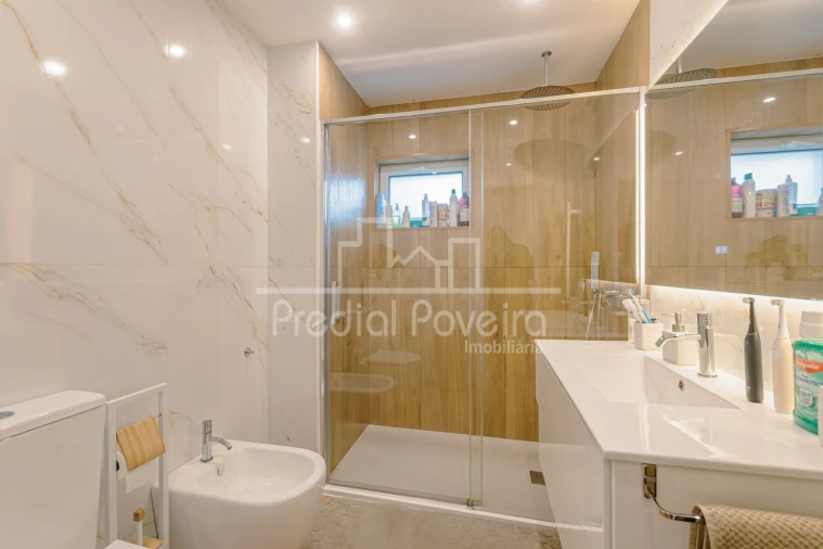 Apartamento T4 para Venda em Póvoa de Varzim, Beiriz e Argivai Foto 9