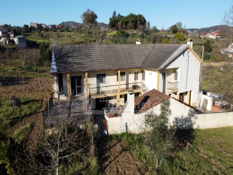 Moradia T4 para Venda em Figueiró dos Vinhos e Bairradas Foto 21