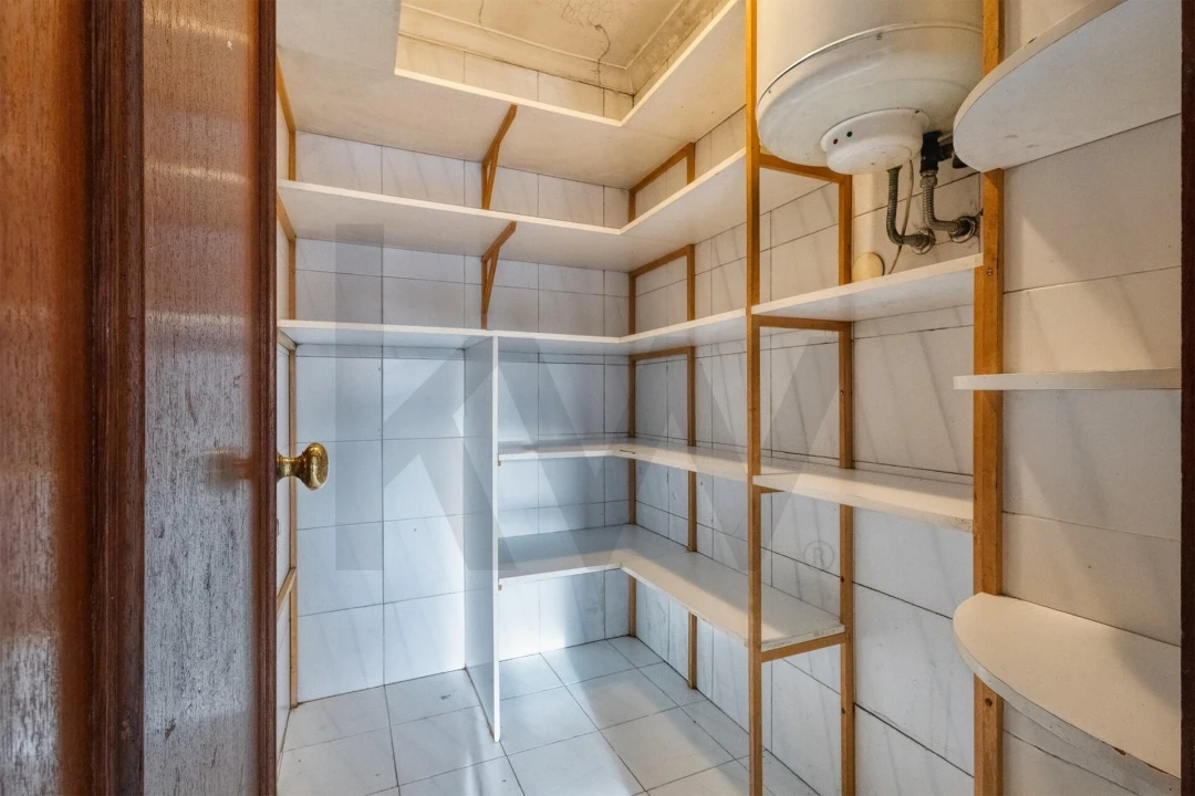 Apartamento T5 para Venda em Paranhos Foto 16