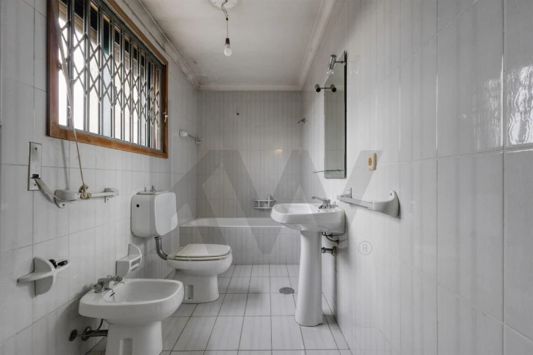 Apartamento T5 para Venda em Paranhos Foto 34