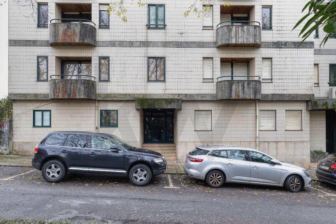 Apartamento T5 para Venda em Paranhos Foto 43