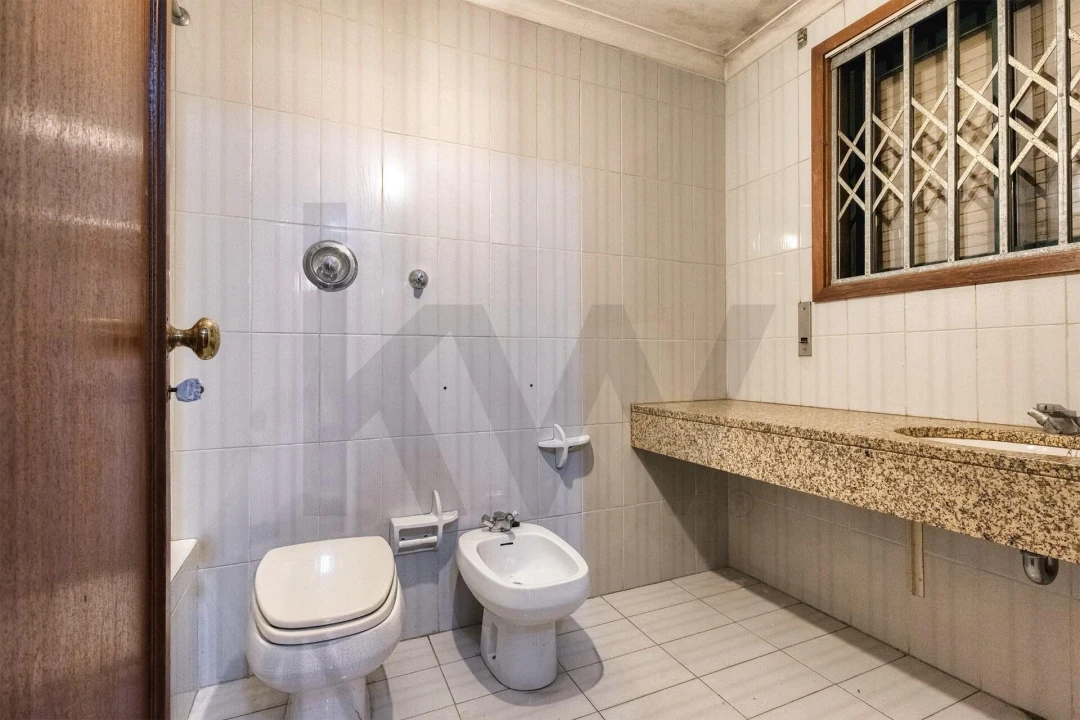 Apartamento T5 para Venda em Paranhos Foto 38