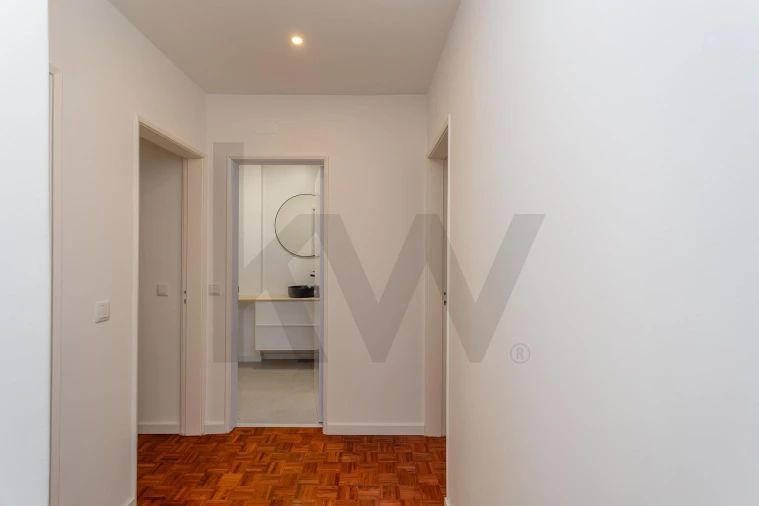 Apartamento T4 para Arrendamento em Algés, Linda-A-Velha e Cruz Quebrada-Dafundo Foto 20