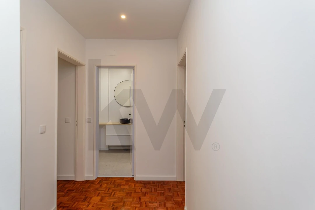 Apartamento T4 para Arrendamento em Algés, Linda-A-Velha e Cruz Quebrada-Dafundo Foto 20