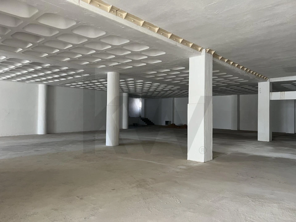 Armazém para Venda em Sacavém e Prior Velho Foto 20