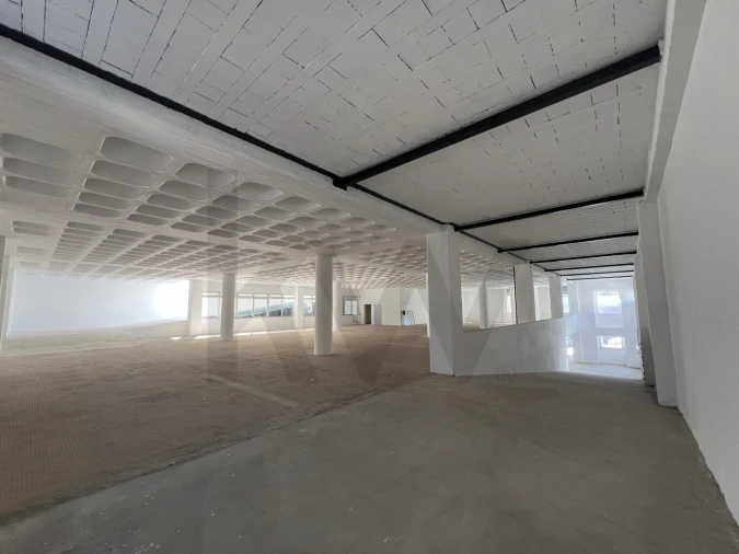 Armazém para Venda em Sacavém e Prior Velho Foto 15